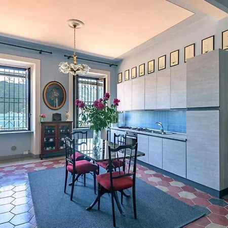 In Riva Al Di Iseo Residenza Loft * Marone