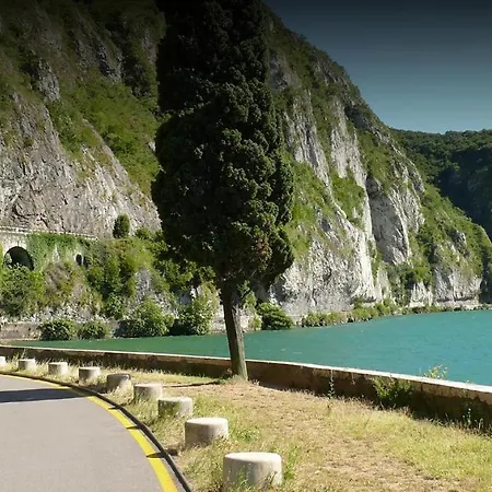In Riva Al Di Iseo Residenza Loft Feriehus Marone