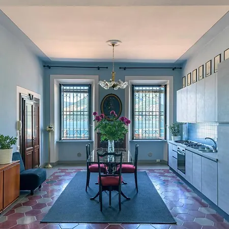 In Riva Al Di Iseo Residenza Loft Marone